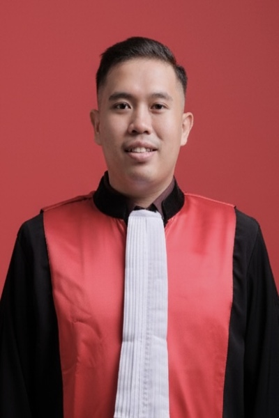 AGUSTA PAMUNGKAS S H 1